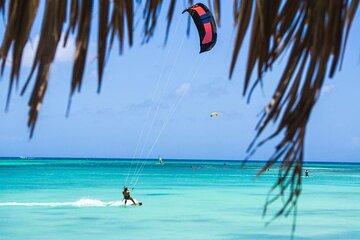 Group Kitesurfing Lesson in Aruba