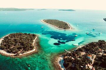 Private Half-Day Boat Tour:Blue Lagoon & secret 2 islands