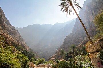 Private Wadi Shab and Bimmah Sinkhole Tour
