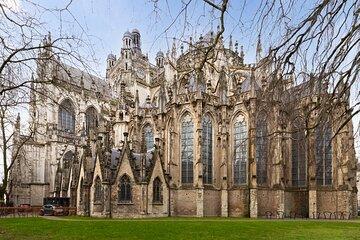 Den Bosch: City Walk Audio Guide in 7 Languages on your Phone