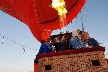Sunrise Hot Air Balloon & Traditional Berber Breakfast- Marrakesh