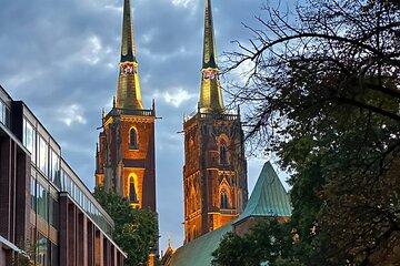 Night tour through Wroclaw