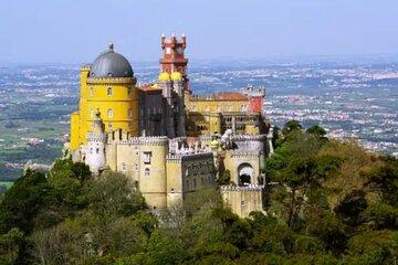 Private Tour to Visit the Monuments in Sintra 10 Hours