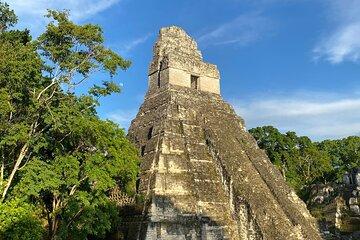 Private Tour to Tikal from Flores, all included.