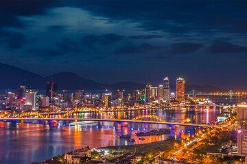 Private Da Nang Night Tour with River Cruise and Night Market