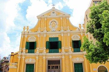 Macau 4hr Private Walking Tour with Certified Guide