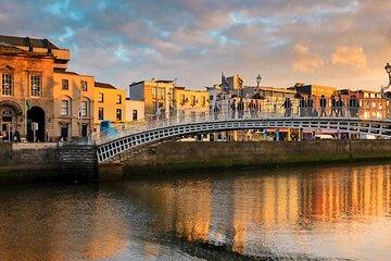 Dublin: City Walk with Audio Guide in 7 Languages on your Phone