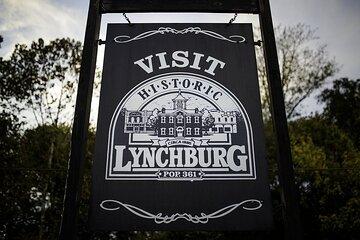 Private Transport Nashville to Jack Daniels Distillery 11pax