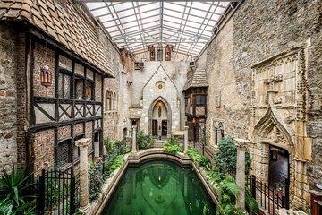 Private Day Trip to Salem and Hammond Castle from Boston
