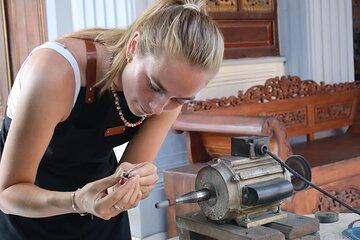 Silver Craft Studio: The Art of Balinese Silver