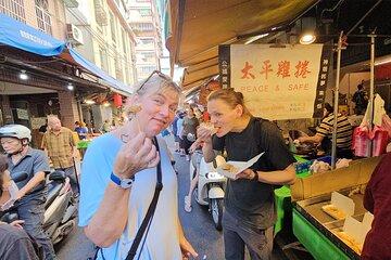 Historic Taipei Dadaocheng Cooking Class and Market Adventure