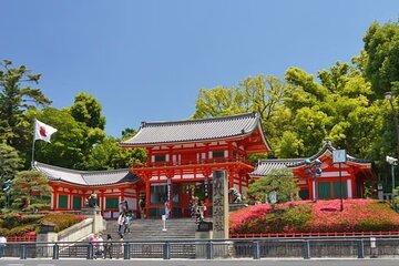 Exploring Six Scenic Spots with Sushi