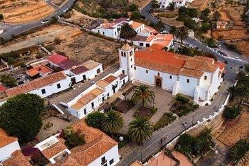 Fuerteventura: Historical Sightseeing island Tour. ALL hotspots!