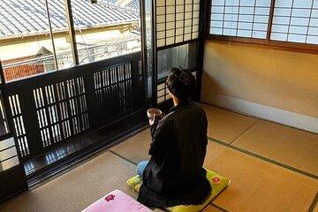160 year old Building Tour with Matcha and Kimono
