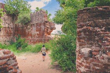 Private Alamparai Fort with Fatima History Tour