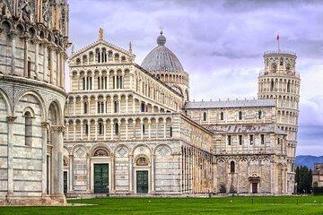 Private tour from Livorno port to Pisa and Lucca