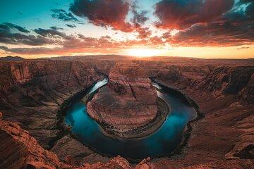 Under the Sky of the Great West Antelope Canyon and Horseshoe Bend