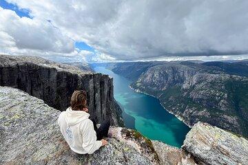 Stavanger Overnight Adventure with Pulpit Rock and Kjerag Hikes
