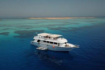 El Gouna Full-Day Snorkeling Tour with Equipment