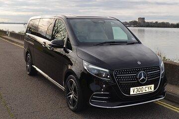 Portsmouth Private Transfer To or From Gatwick Airport