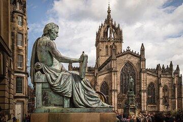 Edinburgh Private Walking Tour in Spanish