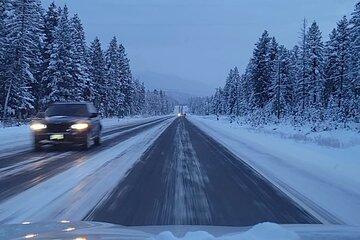 Banff Canmore to Calgary YYC Airport Transfer