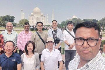 Taj Mahal and Agra Tour by Superfast Gatimaan Train From Delhi