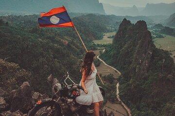 Vang Vieng Tour B - Nam Xay Viewpoint Hike & Blue Lagoon 1 Tour