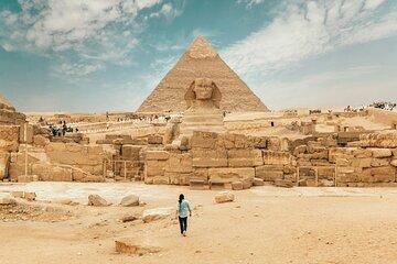 Pyramids and Egyptian Museum from Alexandria Hotels