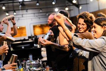 Experience Cocktail Mixing in Los Angeles