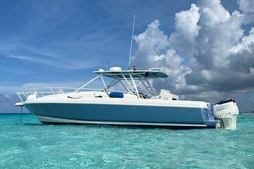 Grand Cayman Luxury Full Day Private Charter aboard Mojito Majic