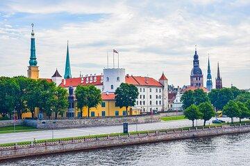 Guided Walking Tour in Riga