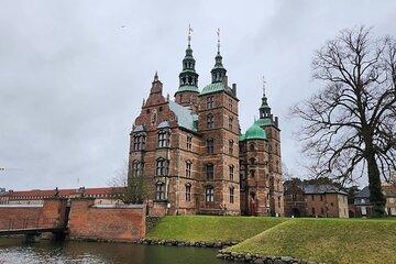 Highlights & Hidden Gems: Discover Old Copenhagen in two hours