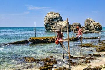 Galle Day Tour with Train Ride from Colombo or Negombo