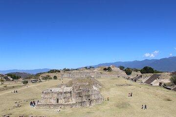 Monte Alban Full Day Guided Tour from Oaxaca