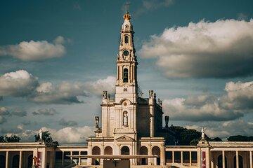 Fatima, Nazare and Obidos Day Tour from Porto + Free Photoshoot