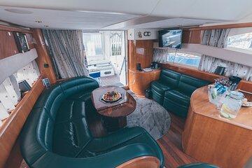 Arctic Whale Watching Tromso to Skjervoy with Meal and Transfer