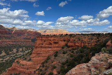 Sedona Red Rock Hiking and Sightseeing Tour