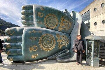 Exploring Hakata: Temples Shrines and Scenic Treasures