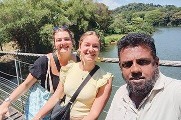 Kandy City Tour with Tuk Tuk Private Experience