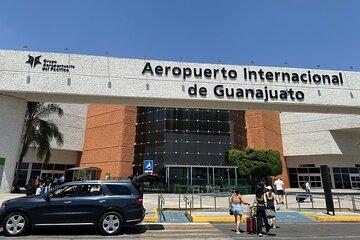 Private transfer between Leon BJX Airport and Guanajuato City