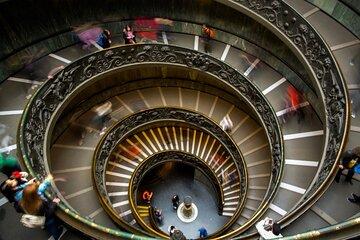 Vatican Museum and St. Peter's Square Tour with Port Pick up