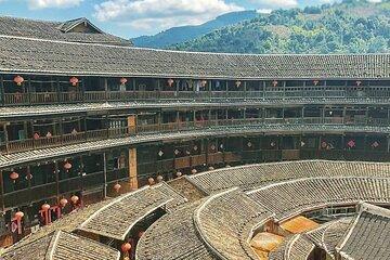 Private Transfer to Tianluokeng and HekengHakka Tulou fromXiamen