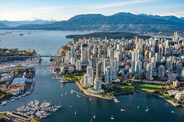 Robson Street Vancouver Bus Tour Experience