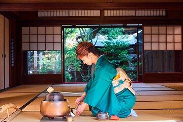 Kimono Tea Ceremony at Kyoto Maikoya, Karasuma Shijo