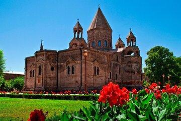 Echmiadzin and Zvartnots Private Car Tour in Armenia