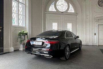 Private transfer from Vienna to the airport