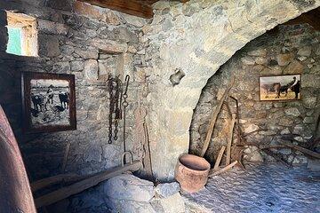 Shared Tour to Safari Mythical Cave of Cronos and Local Flavors