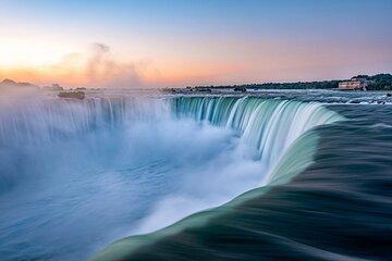 Niagara Falls Full Day Small Group Tour from Toronto