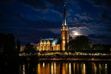 Private Frankfurt 10 Hour City Tour with Free Photoshoot